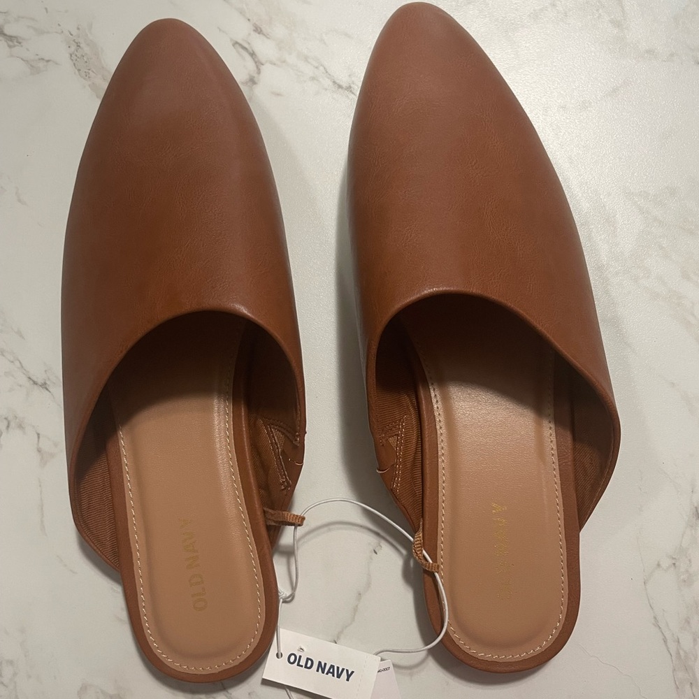 Never worn OLD NAVY faux leather mule shoes. Dark Tan. Size 9